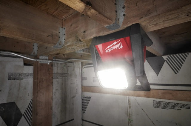 Faro LED ad elevate prestazioni M18™ Batteria/Corrente 4933478118 Milwaukee