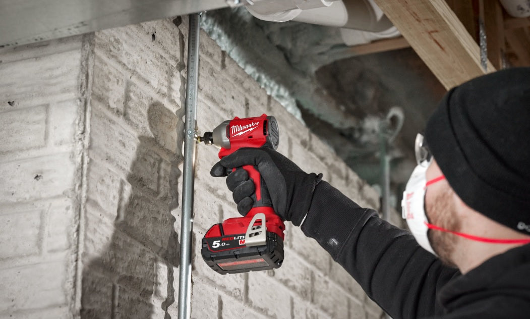 Avvitatore ad impulsi 1/4˝ Brushless M18 3 velocità con attacco esagonale 4933492843 Milwaukee