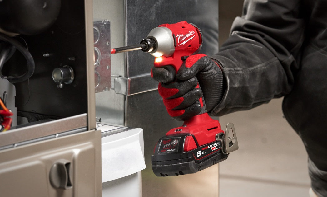 Avvitatore ad impulsi 1/4˝ Brushless M18 3 velocità con attacco esagonale 4933492843 Milwaukee
